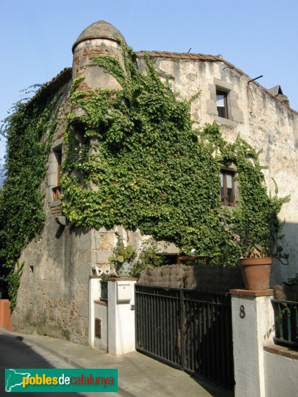 Sant Vicenç de Montalt - La Mongia (Foto: Albert Esteves, 2007) Sant Vicenç de Montalt - La Mongia