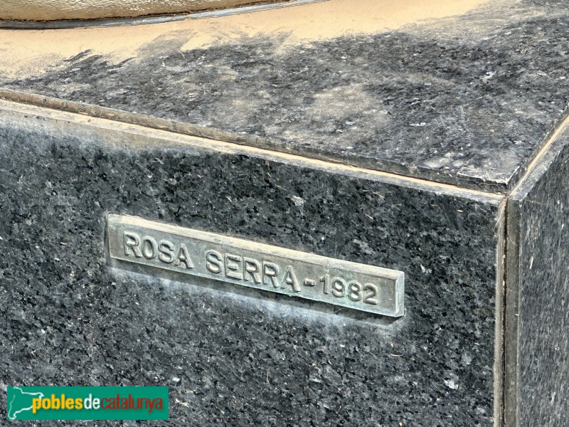 Girona - Escultura <i>Tors de dona</i>