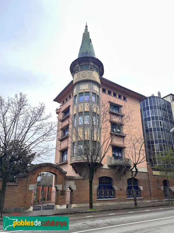 Girona - Can Teixidor (Casa de la Punxa)