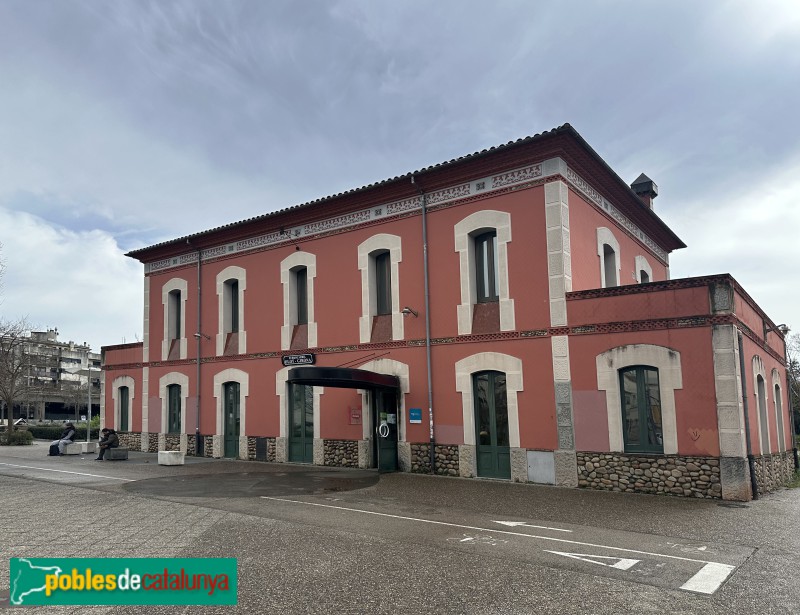 Girona - Antiga estació del tren d'Olot