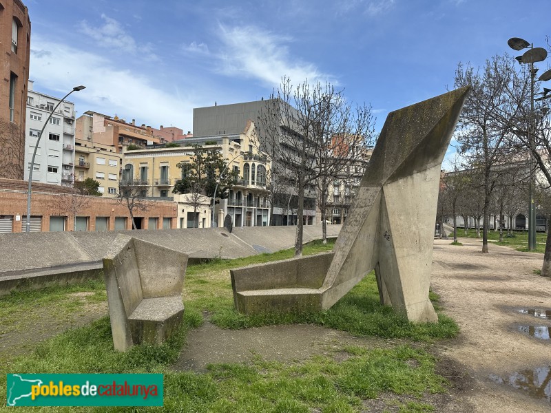 Girona - Plaça U d'Octubre (Foto: Albert Esteves, 2025) Girona - Plaça U d'Octubre