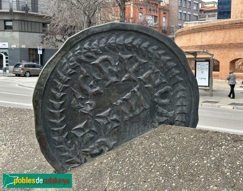 Girona - Plaça U d'Octubre (Foto: Albert Esteves, 2025) Girona - Plaça U d'Octubre