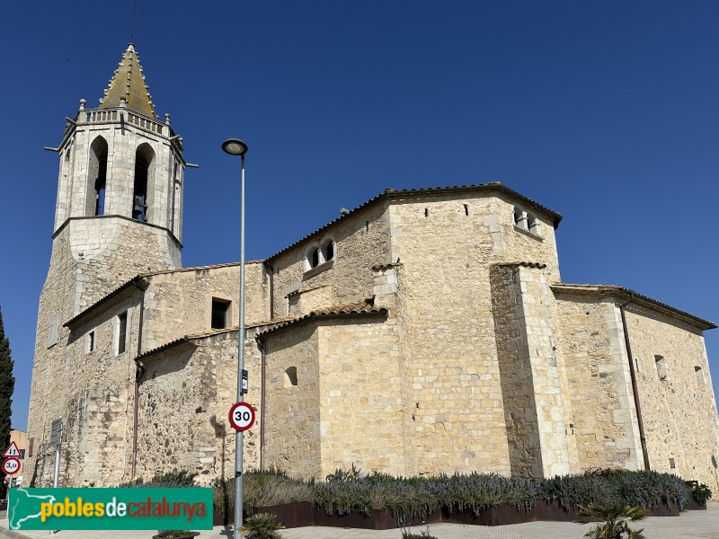 Fornells de la Selva - Església de Sant Cugat (Foto: Albert Esteves, 2025) Fornells de la Selva - Església de Sant Cugat