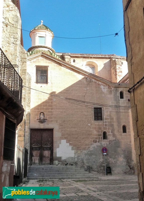 Mataró - Basílica de Santa Maria. Façana lateral