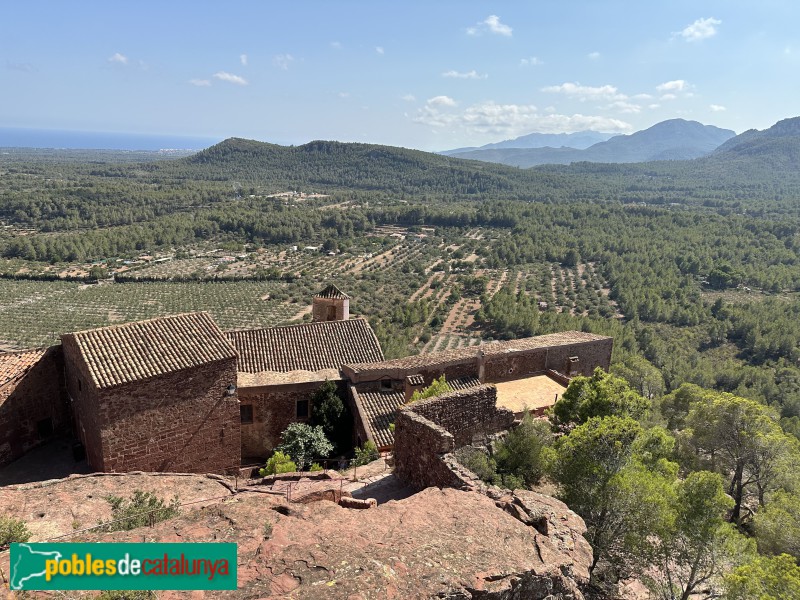 Mont-roig del Camp - Ermita de la Mare de Déu de la Roca (Foto: Albert Esteves, 2024) Mont-roig del Camp - Ermita de la Mare de Déu de la Roca