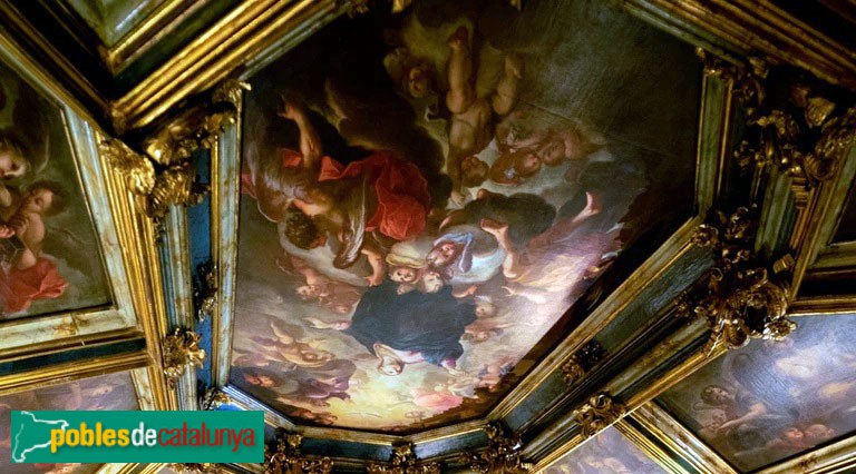 Mataró - Basílica de Santa Maria. Sala de Juntes de la capella dels Dolors (Foto: <i>Ajuntament de Mataró</i>) Mataró - Basílica de Santa Maria. Sala de Juntes de la capella dels Dolors