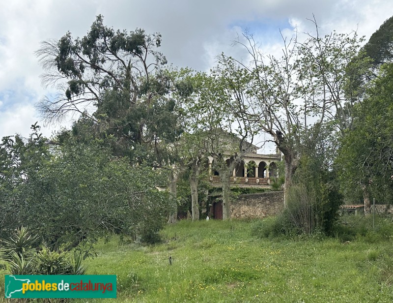 Vilanova d'Escornalbou - Mas la Palomera (l'Arbocet)