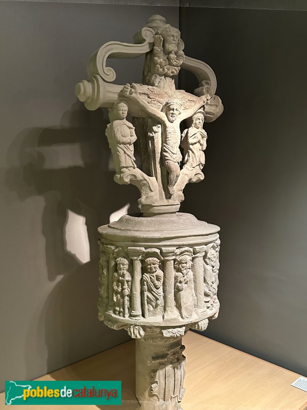 Museu de Mataró - Creu de terme d'en Ramis (Foto: Albert Esteves, 2025) Museu de Mataró - Creu de terme d'en Ramis