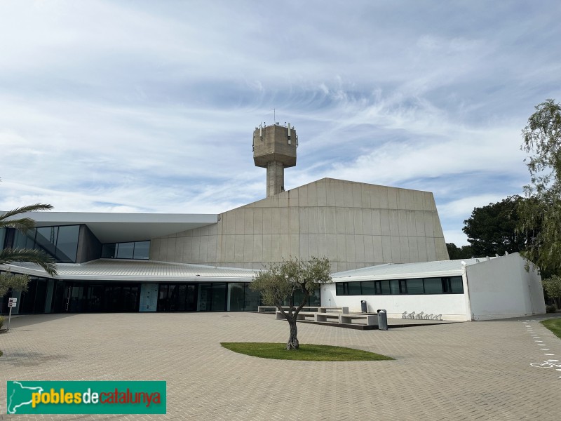 L'Hospitalet de linfant - Centre Cultural Infant Pere i dipòsit Hifrensa (Foto: Albert Esteves, 2025) L'Hospitalet de linfant - Centre Cultural Infant Pere i dipòsit Hifrensa