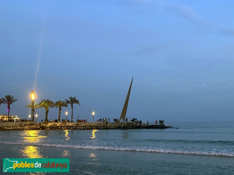 Salou - Escultura <i>Els Pilons</i>