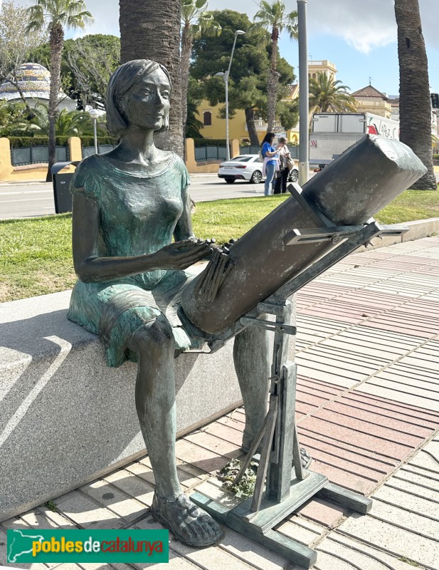Salou - Escultura <i>la Puntaire</i>