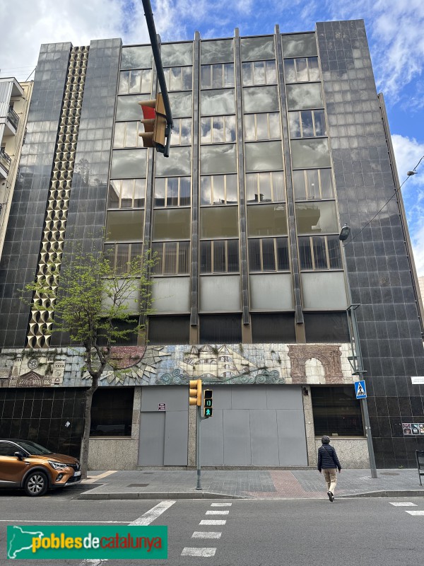 Tarragona - Edifici Caixa Tarragona (Foto: Albert Esteves, 2025) Tarragona - Edifici Caixa Tarragona