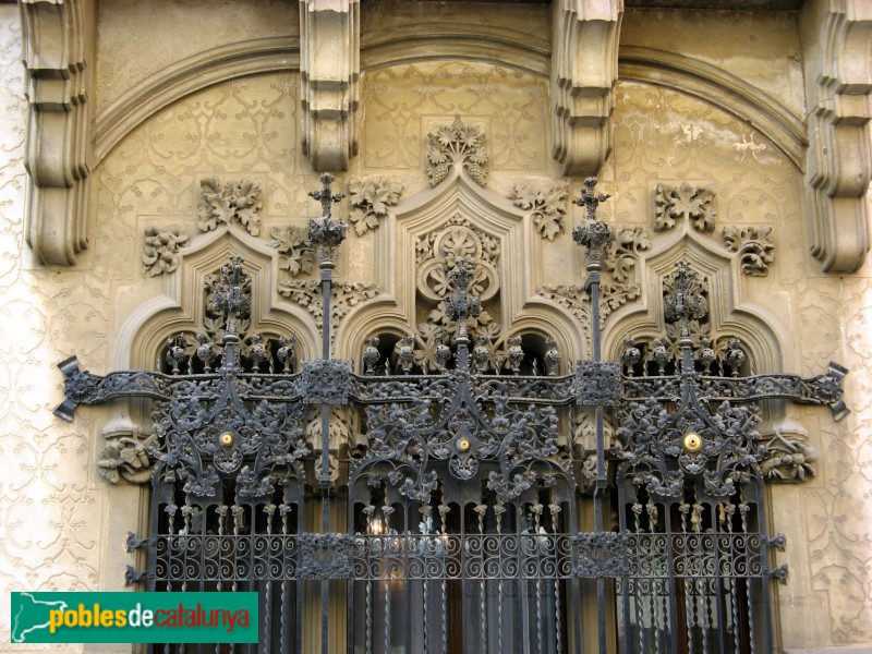 Mataró - Casa Coll i Regàs. Ferro forjat