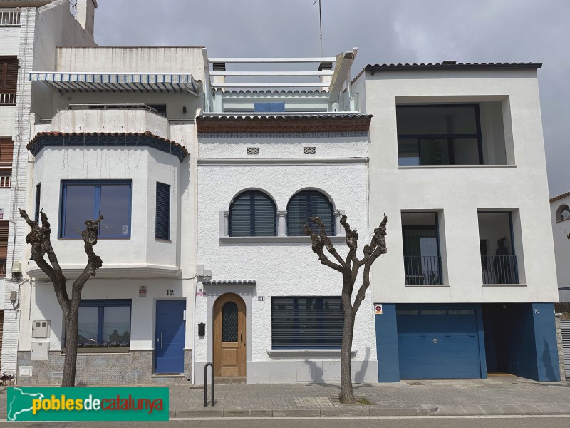 Caldes d'Estrac - Passeig dels Anglesos (Foto: Albert Esteves, 2025) Caldes d'Estrac - Passeig dels Anglesos