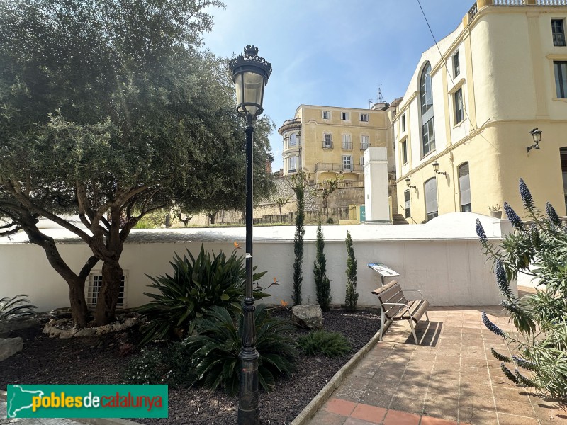 Caldes d'Estrac - Banys termals