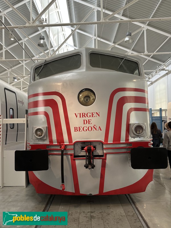 Vilanova i la Geltrú - Museu del Ferrocarril. Locomotora Talgo (1949) (Foto: Albert Esteves, 2025) Vilanova i la Geltrú - Museu del Ferrocarril. Locomotora Talgo (1949)