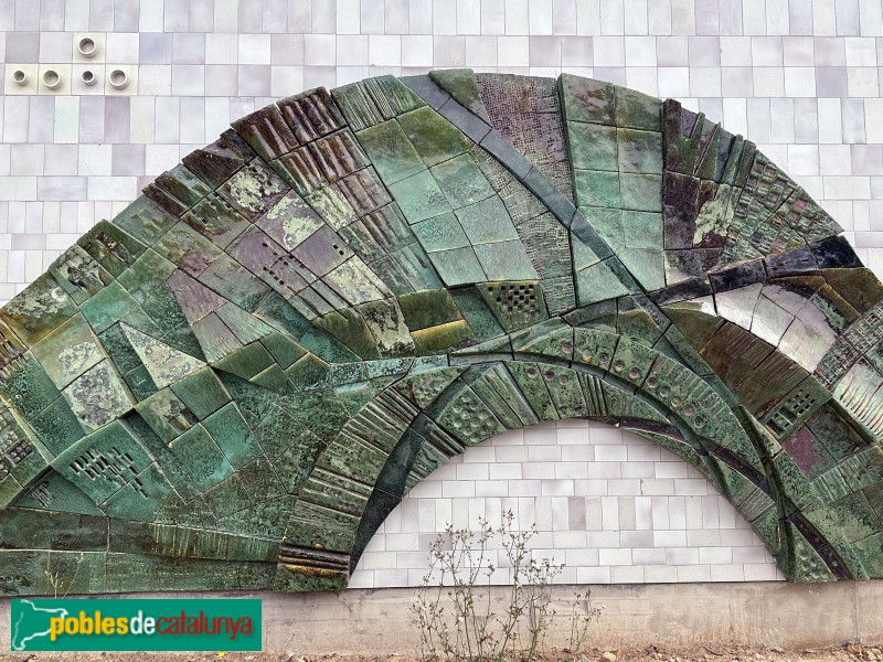 Vilanova i la Geltrú - Museu del Ferrocarril. Mural ceràmic de l'estació de Barcelona-Sants (Foto: Albert Esteves, 2025) Vilanova i la Geltrú - Museu del Ferrocarril. Mural ceràmic de l'estació de Barcelona-Sants