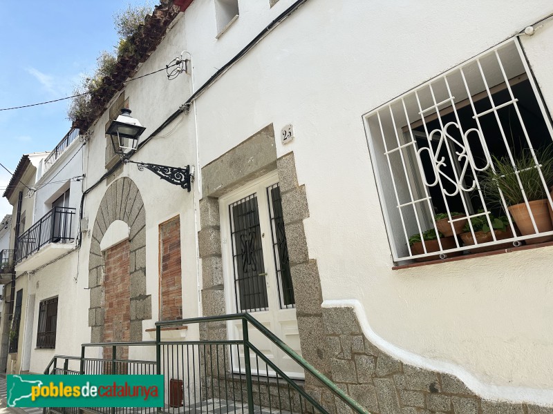 Caldes d'Estrac - Carrer Major