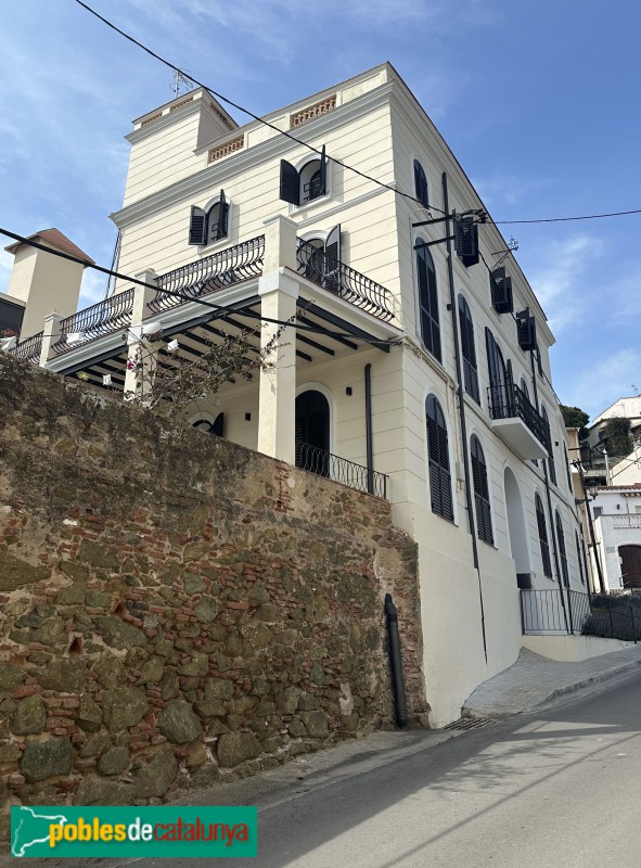 Caldes d'Estrac - Can Casasses