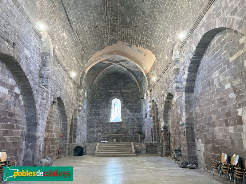 Riudecanyes - Monestir d'Escornalbou. Interior de l'església
