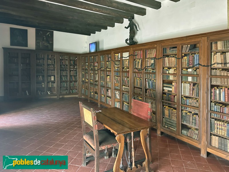 Monestir d'Escornalbou. Mansió d'Eduard Toda. Biblioteca