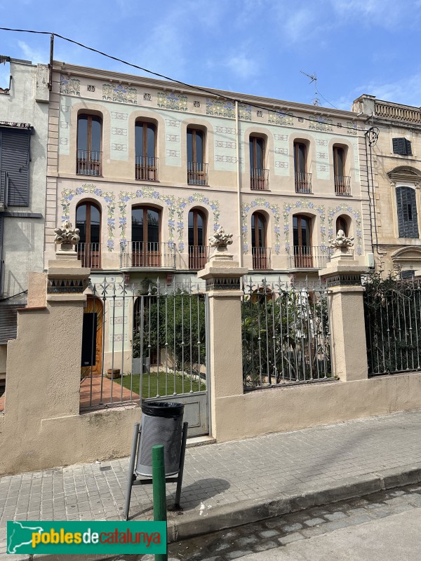 Caldes d'Estrac - Casa del carrer Callao, 9 (Foto: Albert Esteves, 2025) Caldes d'Estrac - Casa del carrer Callao, 9