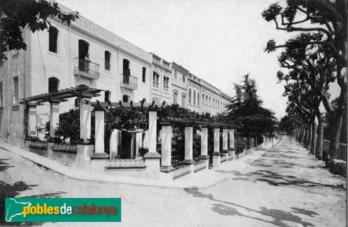 Caldes d'Estrac - Carrer del Callao. Postal antiga Caldes d'Estrac - Carrer del Callao. Postal antiga