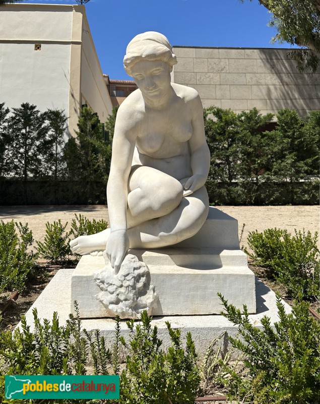 Museu Pau Casals - Les flors. Josep Llimona, c.1933 (Foto: Albert Esteves, 2025) Museu Pau Casals - Les flors. Josep Llimona, c.1933