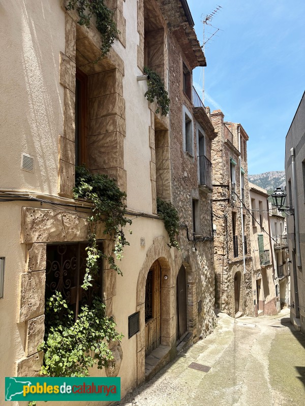 Pratdip - Nucli antic (Foto: Albert Esteves, 2025) Pratdip - Nucli antic