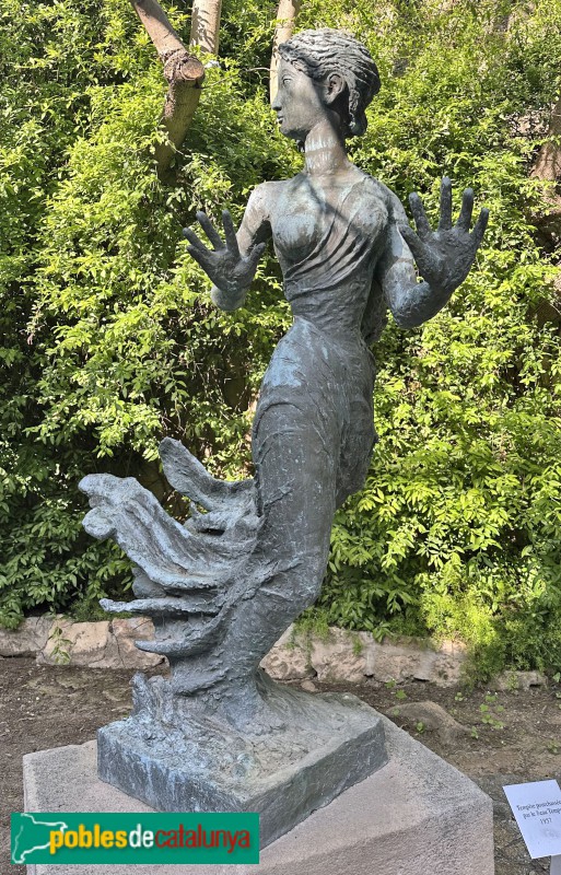 El Vendrell - Museu Apel·les Fenosa - Tempète pourchassée par le Beaux Temps, 1957 (Foto: Albert Esteves, 2025) El Vendrell - Museu Apel·les Fenosa - Tempète pourchassée par le Beaux Temps, 1957