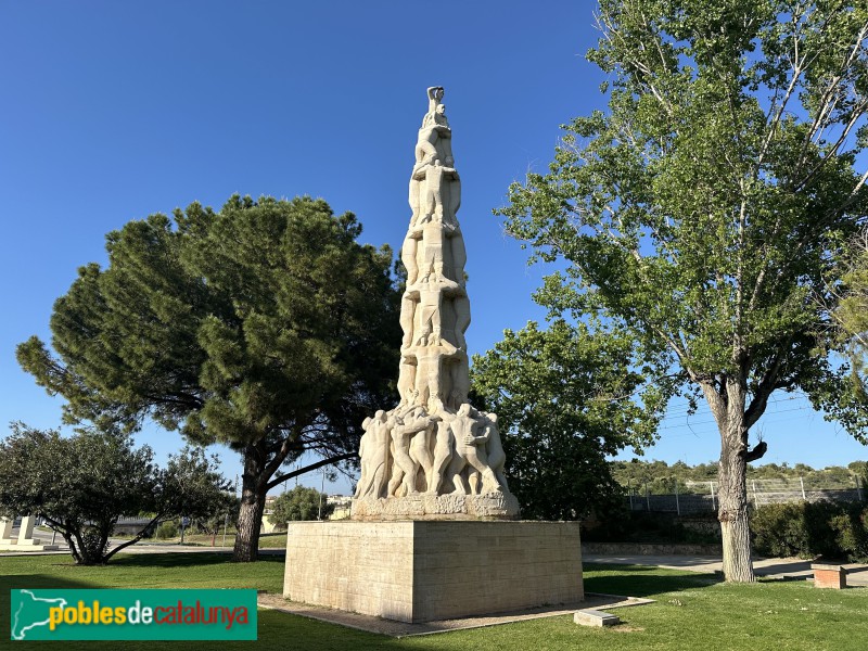 El Vendrell - Monument als Castelles. El Quatre de Vuit