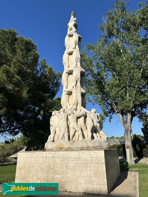 El Vendrell - Monument als Castelles. El Quatre de Vuit