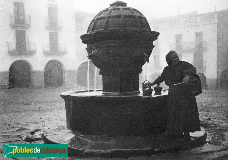 Prades - Font de la Plaça Major