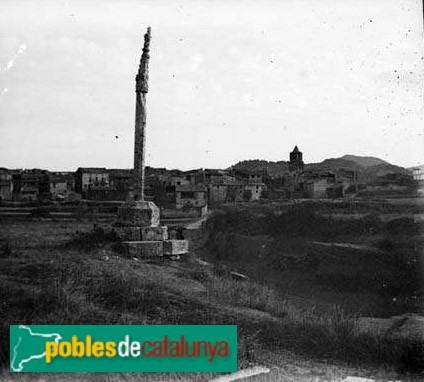 Prades - Creu als afores dels poble