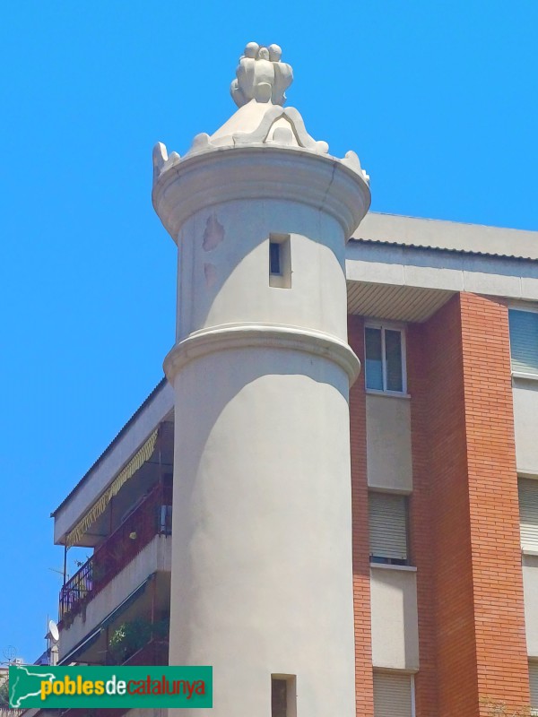 Barcelona - Torre d'aigua de la fàbrica Oliver