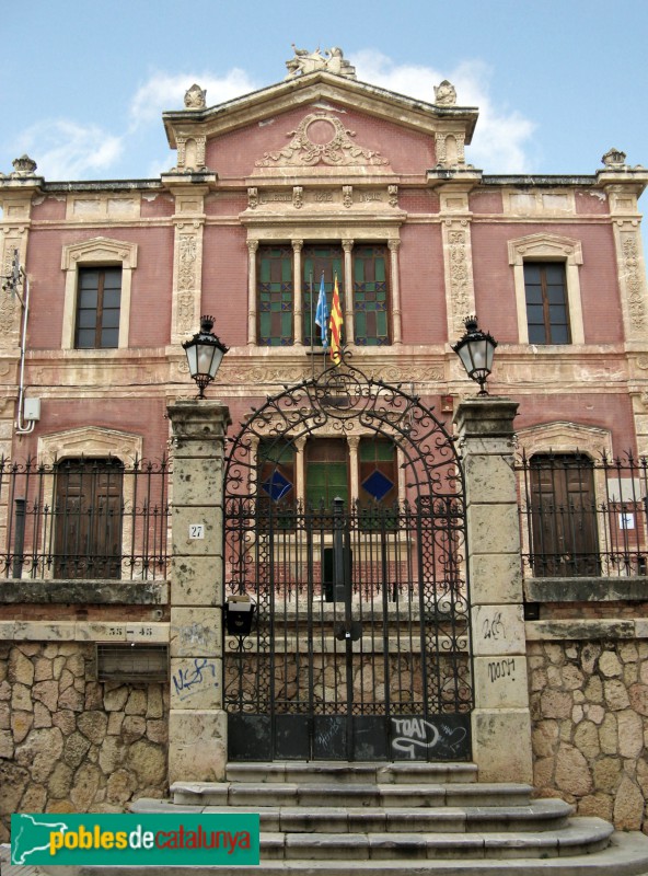 Torredembarra - Escola Antoni Roig