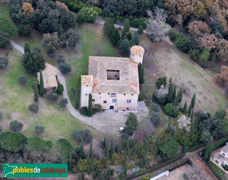 Girona - Castell de Palau-Sacosta (Foto: <i>Agents rurals -invarquit.cultura.gencat.cat-</i>, 2017) Girona - Castell de Palau-Sacosta