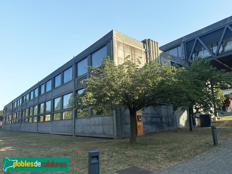 Girona - Edifici Casademont (Foto: Albert Esteves, 2025) Girona - Edifici Casademont