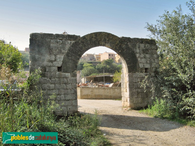 L´Espluga de Francolí - Portal de la Font Major (Foto: Albert Esteves, 2009) L´Espluga de Francolí - Portal de la Font Major