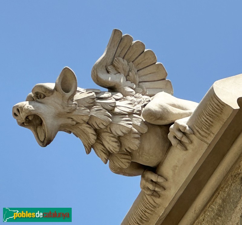 Argentona - Església de Sant Julià. Capella del Sagrament. Gàrgola (Foto: Albert Esteves, 2025) Argentona - Església de Sant Julià. Capella del Sagrament. Gàrgola