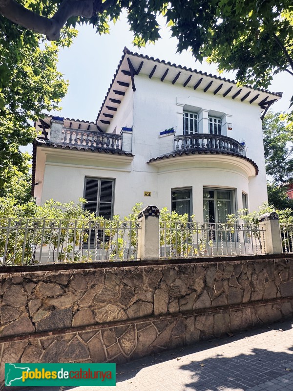 Argentona - Torre Blanca (Foto: Albert Esteves, 2025) Argentona - Torre Blanca