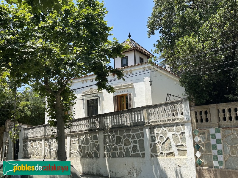 Argentona - Passeig Baró de Viver, 54 (Foto: Albert Esteves, 2025) Argentona - Passeig Baró de Viver, 54