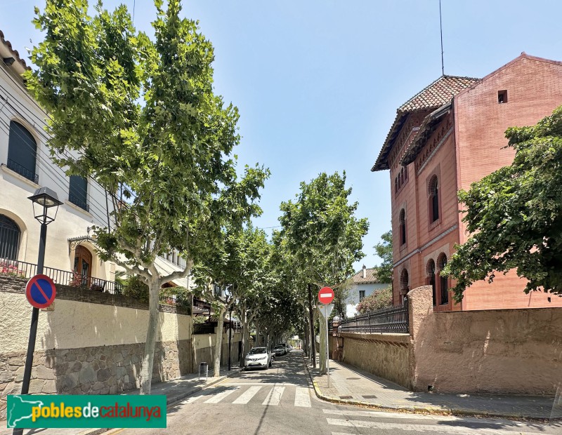 Argentona - Passeig Baró de Viver (Foto: Albert Esteves, 2025) Argentona - Passeig Baró de Viver