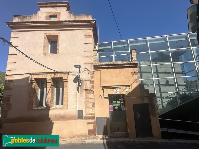 Sant Climent de Llobregat - Cal Serret (antiga escola)