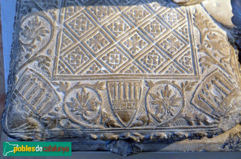 Lleida - Sepulcre del bisbe Ponç de Vilamur. Escut del bisbe