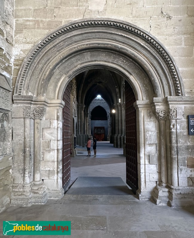 Lleida - Seu Vella. Porta de l'Evangeli