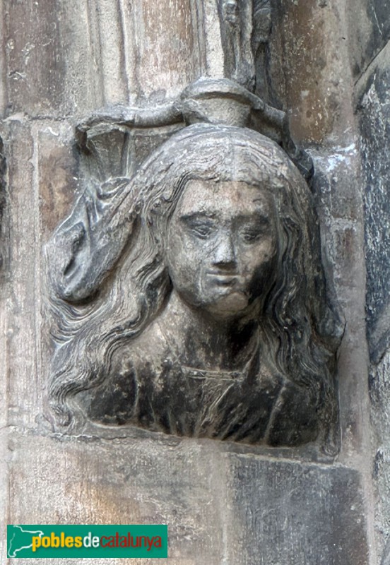 Lleida - Església de Sant Llorenç. Porta principal. Detall (Foto: Albert Esteves, 2025) Lleida - Església de Sant Llorenç. Porta principal. Detall