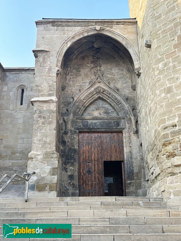 Lleida - Església de Sant Llorenç. Porta principal (Foto: Albert Esteves, 2025) Lleida - Església de Sant Llorenç. Porta principal