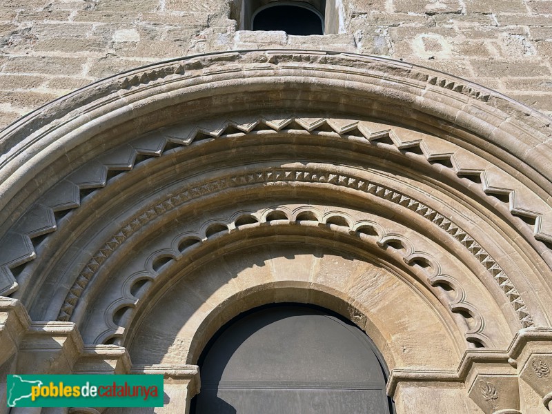 Lleida - Església de Sant Martí. Portada procedent de l'església del Tormillo (Osca)