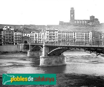Lleida - Pont Vell (Foto: <i>Carles Fargas -Arxiu Fotogràfic Centre Excursionista de Catalunya-</i>, 1919) Lleida - Pont Vell
